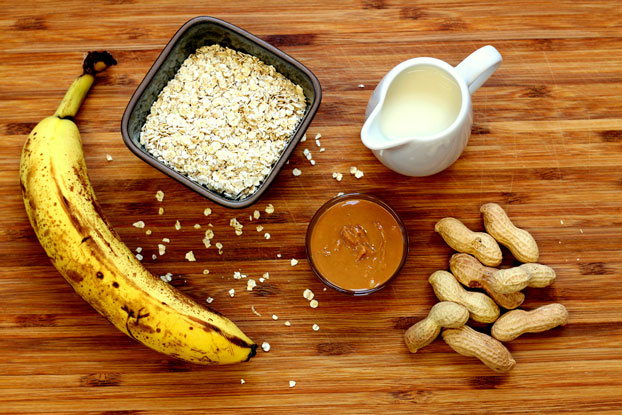Bananen-Erdnuss-Shake Zutaten Bananen-Erdnuss-Shake (Rezept Bananen-Erdnuss-Shake)