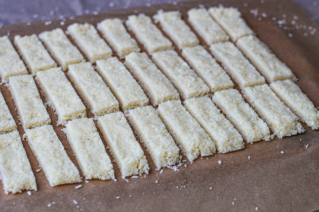 Kokos-Riegel Kokos-Riegel (Rezept Kokos-Riegel, Schritt 4)