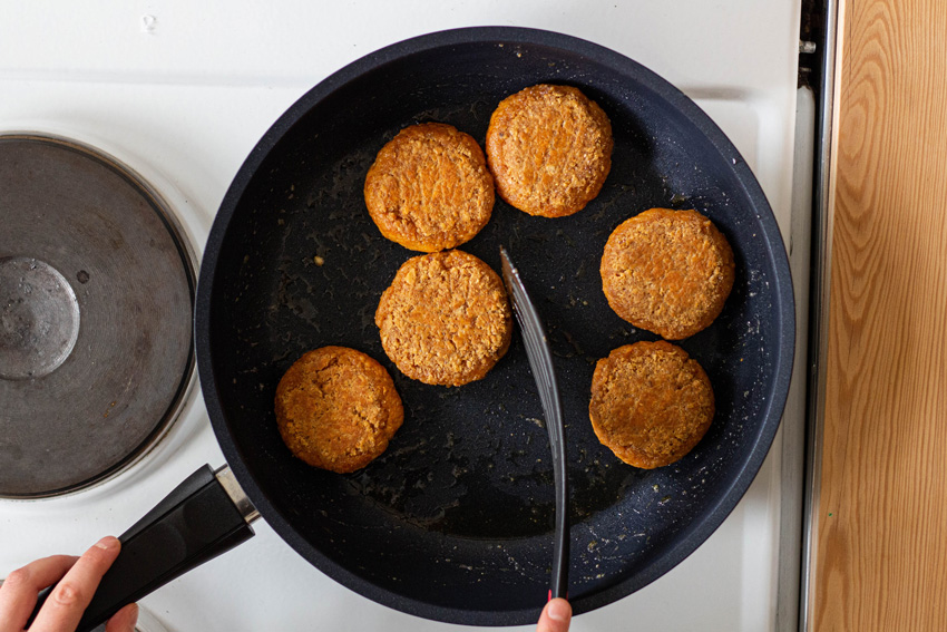 burger bratling Vegane Burger Bratlinge (Rezept Vegane Burger Bratlinge, Schritt 3)