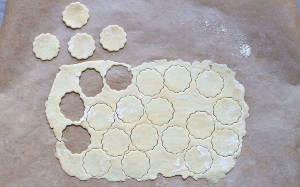 Meersalz-Rosmarin-Cracker Schritt 2 (Rezept Meersalz-Rosmarin-Cracker Schritt 2)