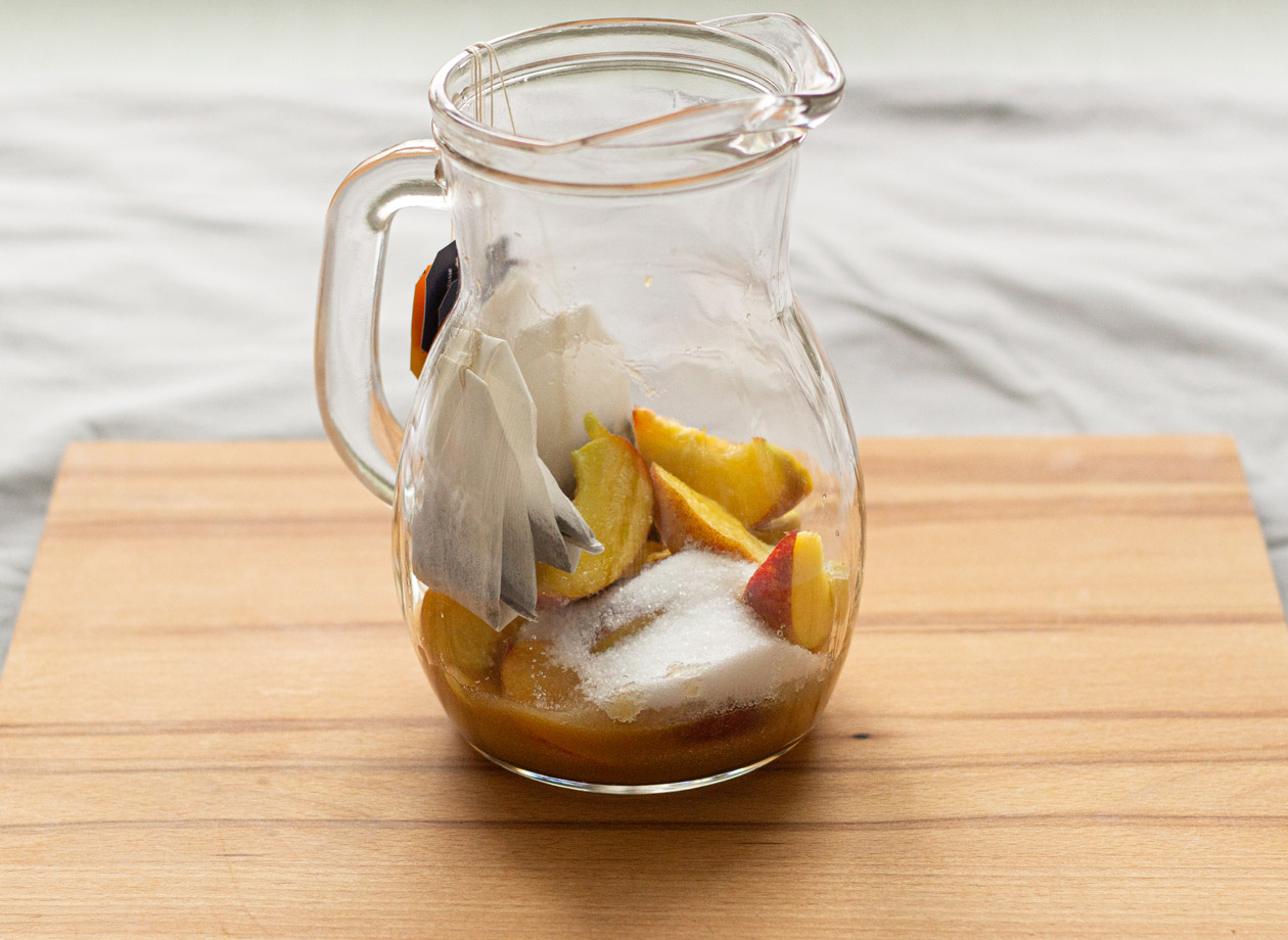 peach iced tea Pfirsich-Eistee Schritt 3 (Rezept Pfirsich-Eistee)