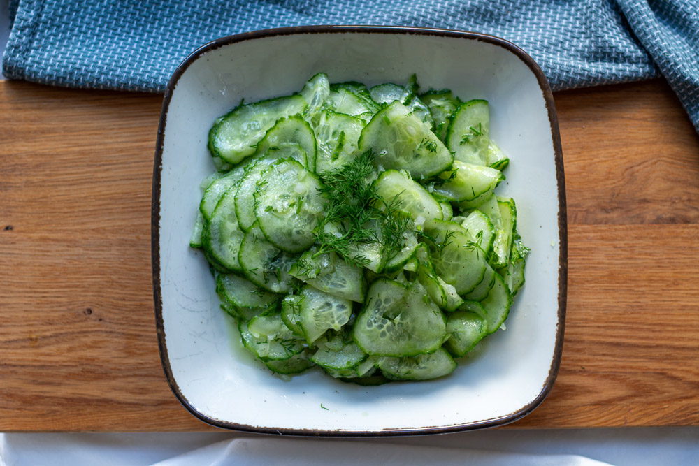 Gurken-Dill-Salat Gurkensalat Schritt 3 (Rezept Gurkensalat Schritt 3)