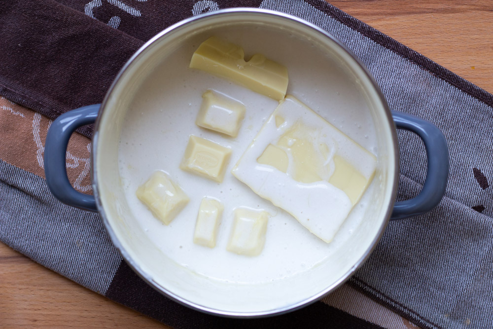 Kokos-Mandel-Torte Sahne-Creme Schritt 2 (Kokos-Mandel-Torte Sahne-Creme Schritt 2)